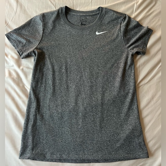 Nike Tops - Nike shirt